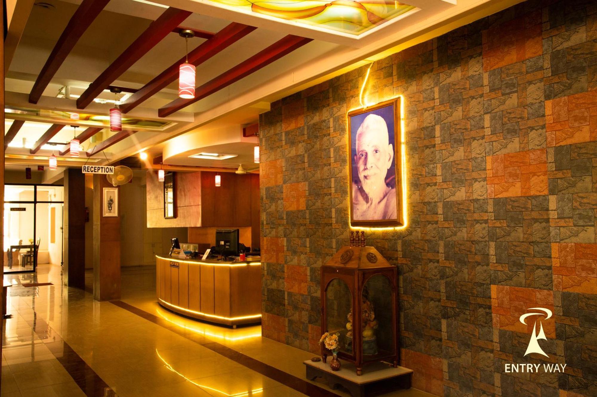Ramana Towers Tiruvannāmalai Exterior foto